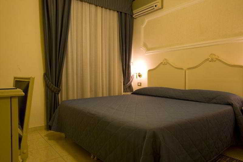 Hotel Gran Duca Livorno Exterior foto